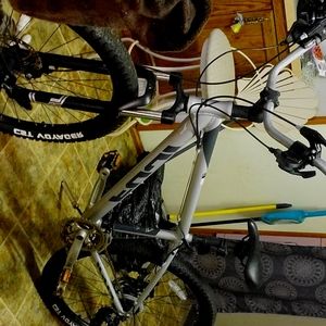fuji mountain bike cruiser handlebars $250